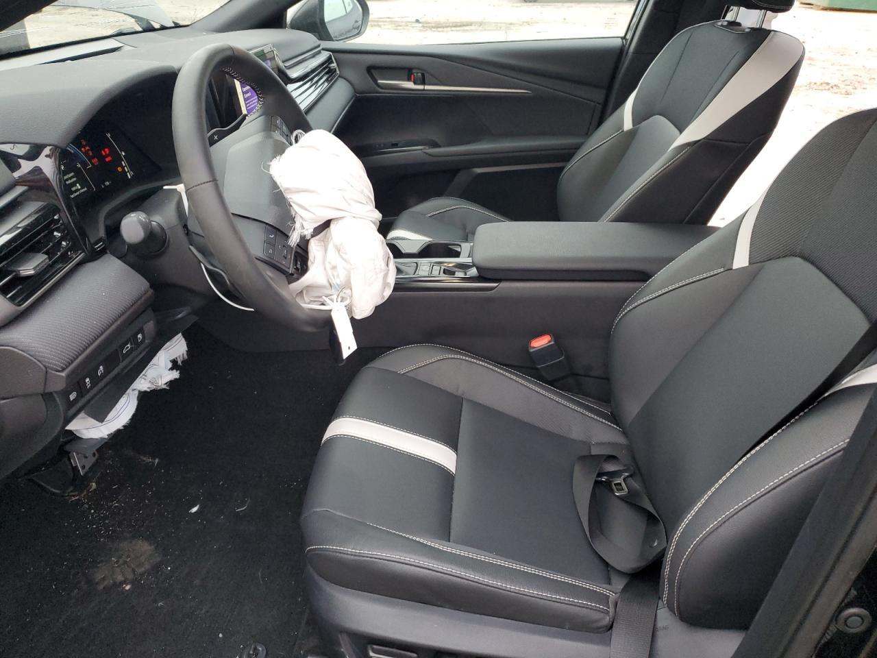 2025 TOYOTA CAMRY XSE - Image 7