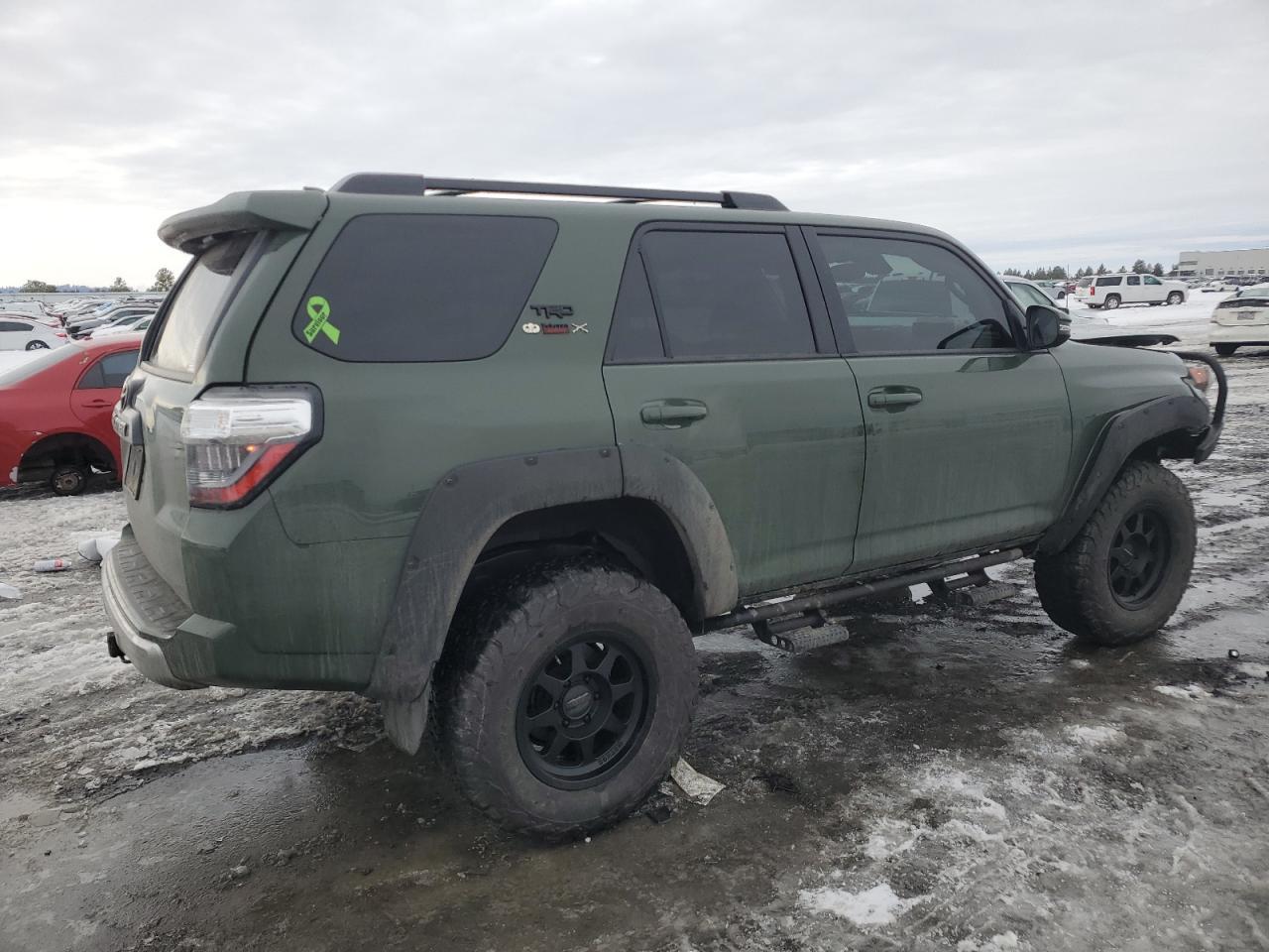 2022 TOYOTA 4RUNNER SR - Image 3