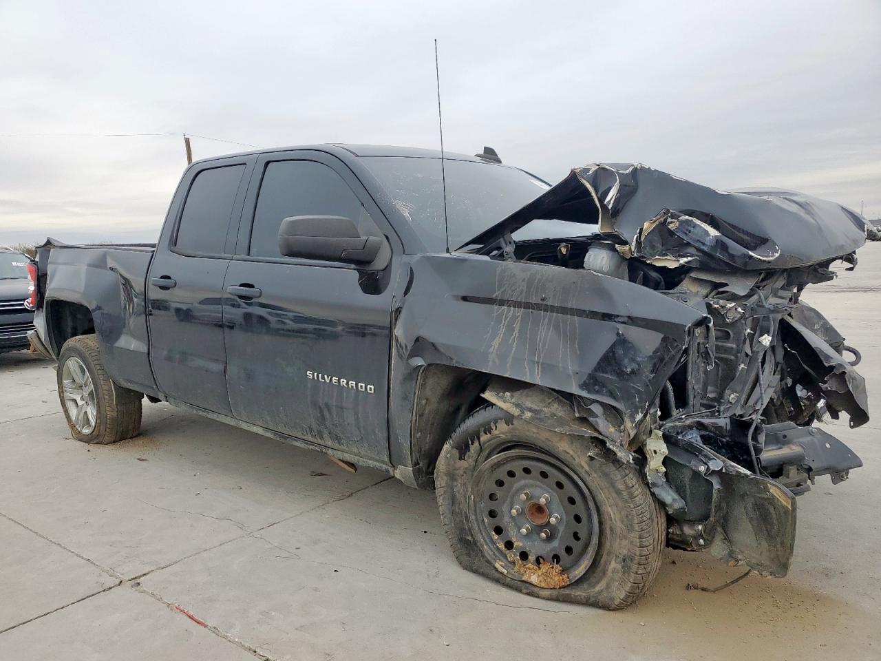 2018 CHEVROLET SILVERADO - Image 4