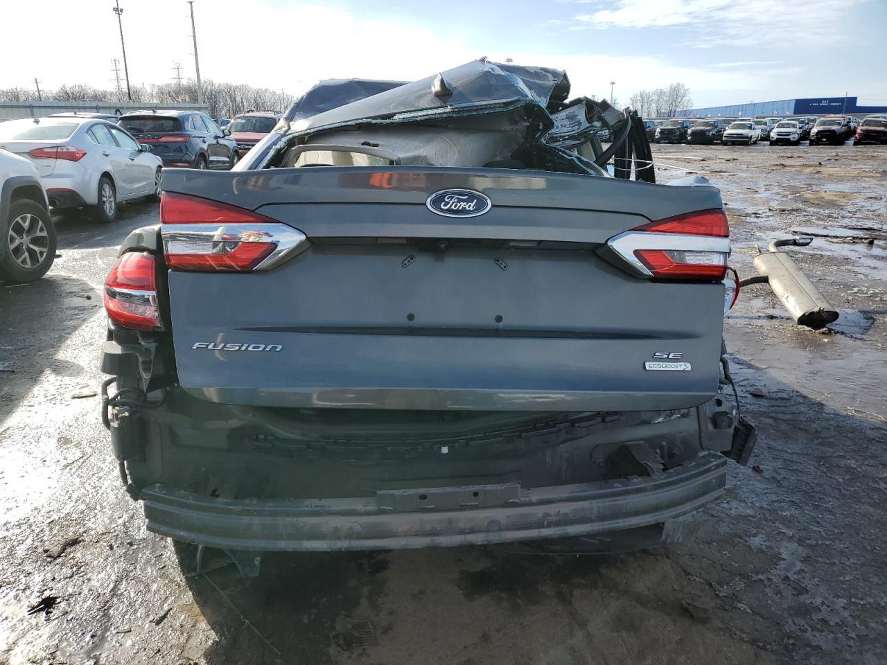 2020 FORD FUSION SE - Фото 6