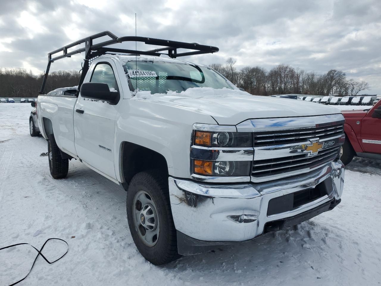 2017 CHEVROLET SILVERADO - Image 4