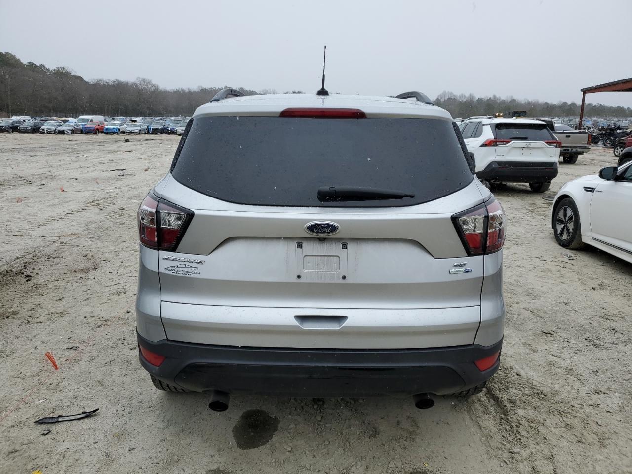 2017 FORD ESCAPE SE - Фото 6