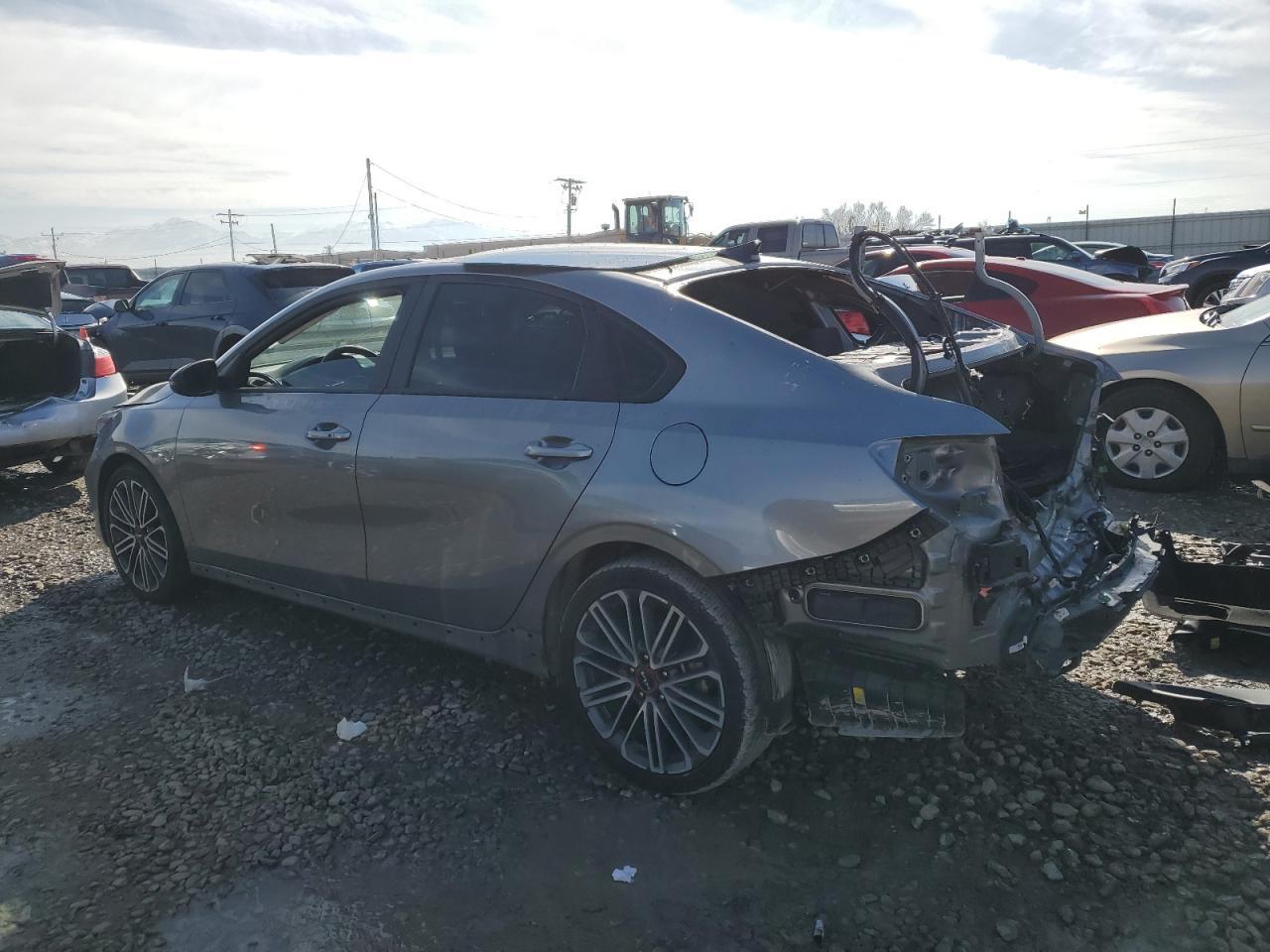 2024 KIA FORTE GT - Фото 2