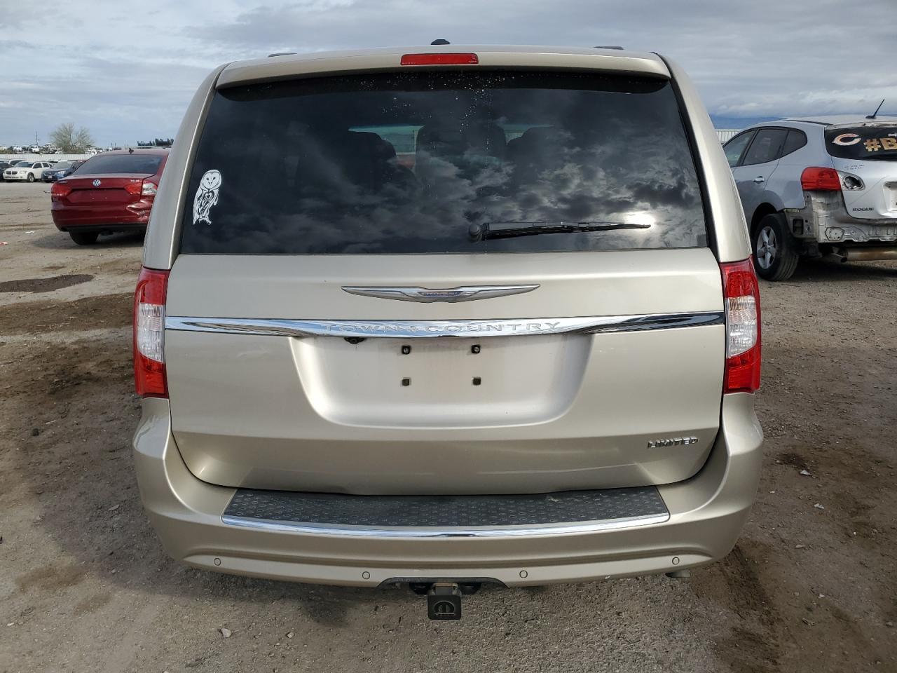 2014 CHRYSLER TOWN & COU - Фото 6