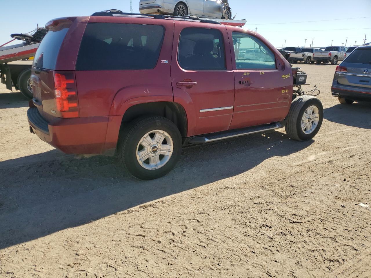 2011 CHEVROLET TAHOE K150 - Фото 3