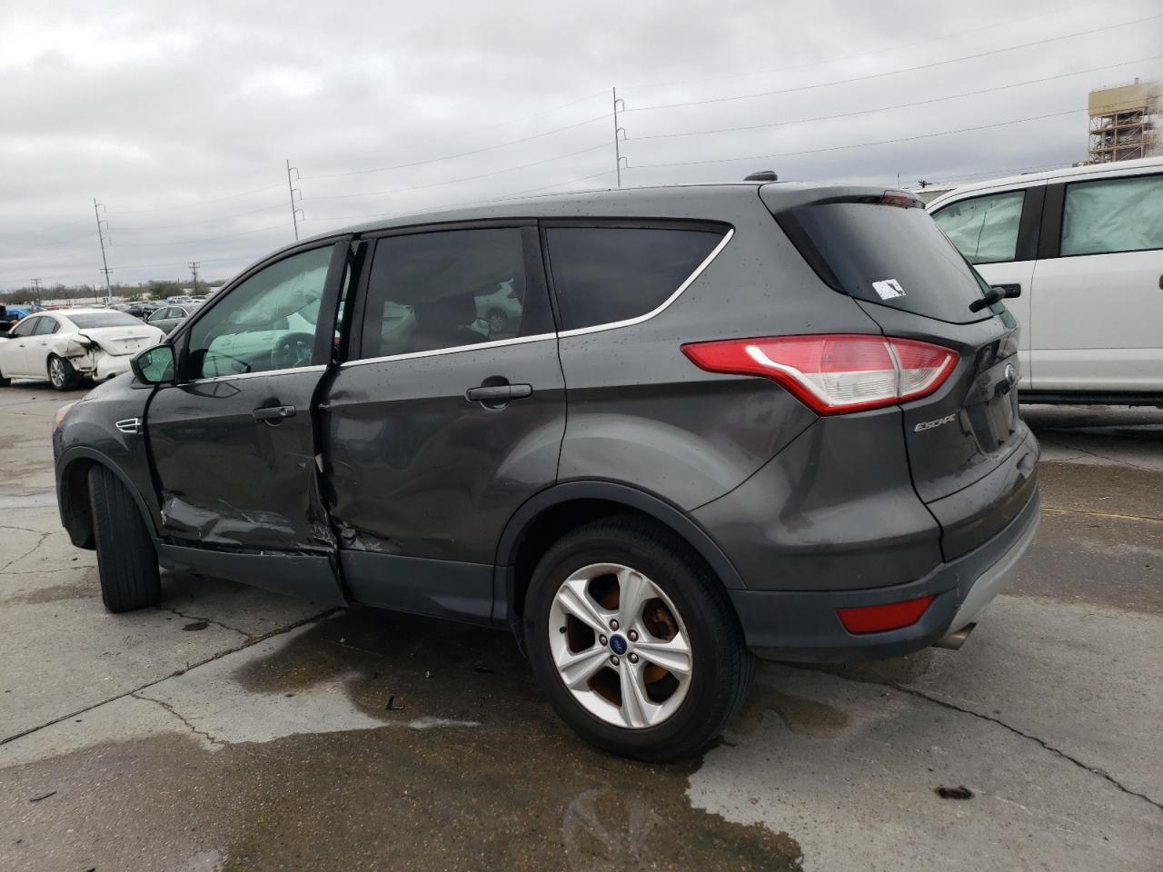 2015 FORD ESCAPE SE - Image 2