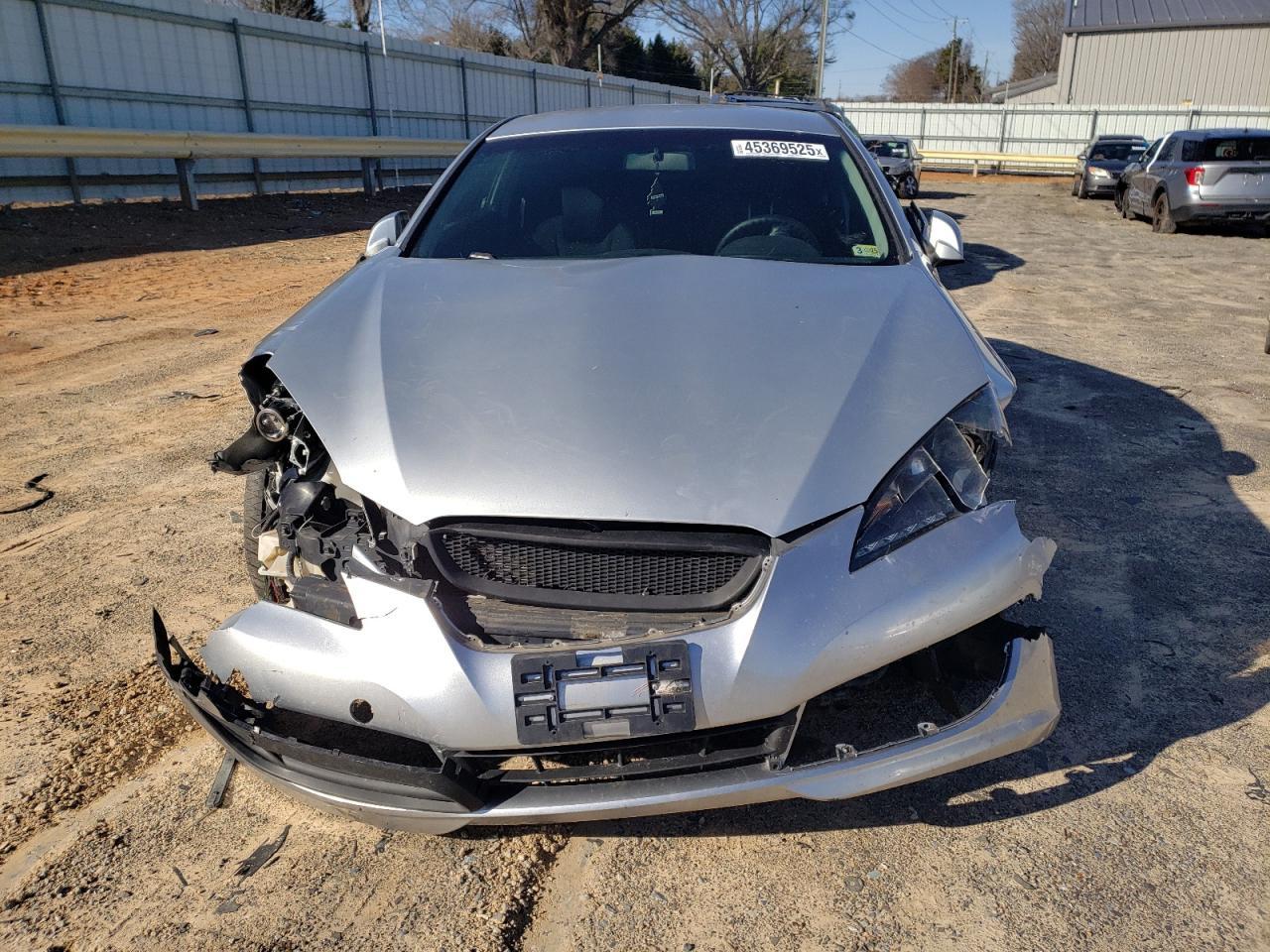 2011 HYUNDAI GENESIS CO - Image 5