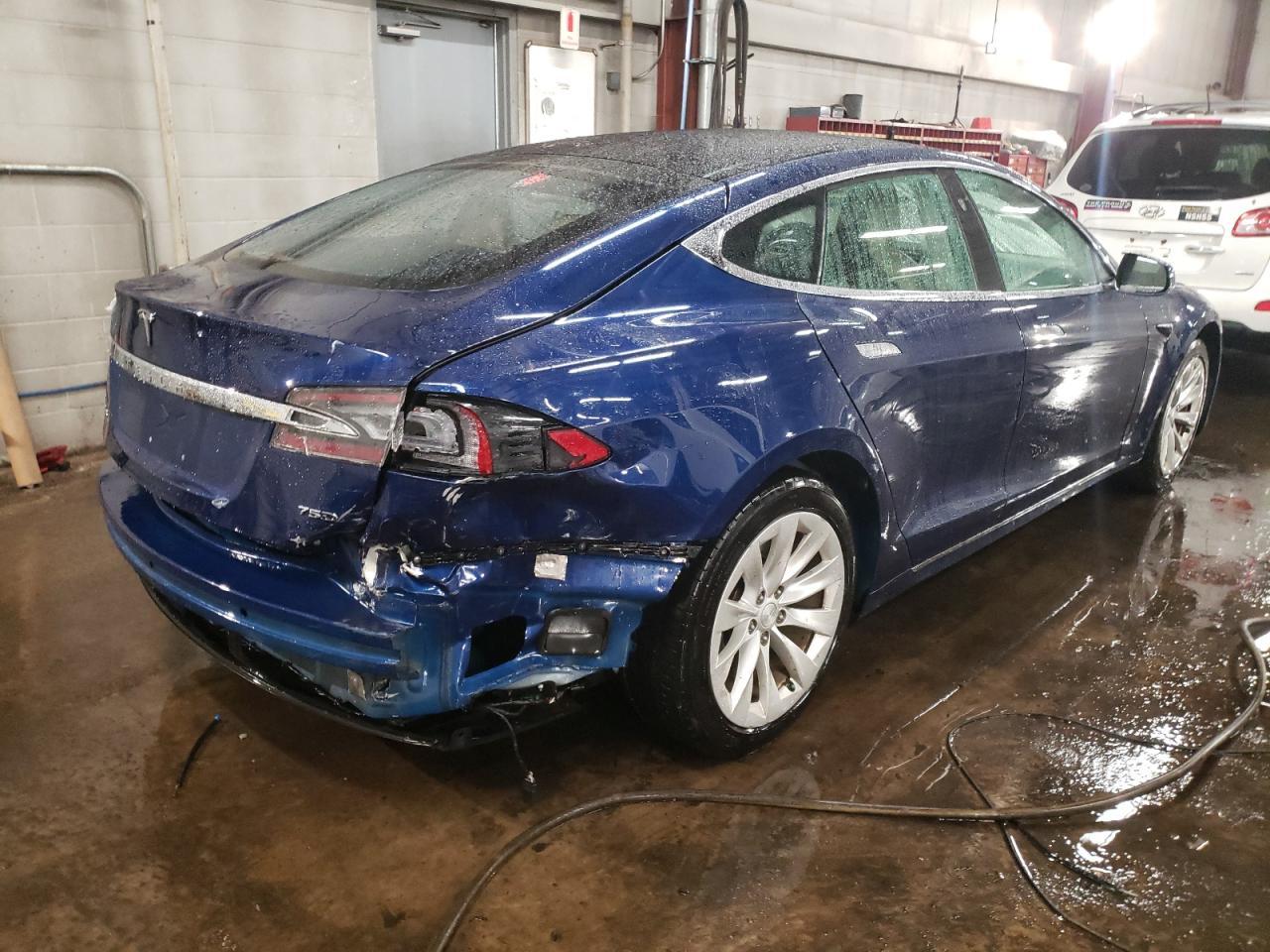 2017 TESLA MODEL S - Фото 3