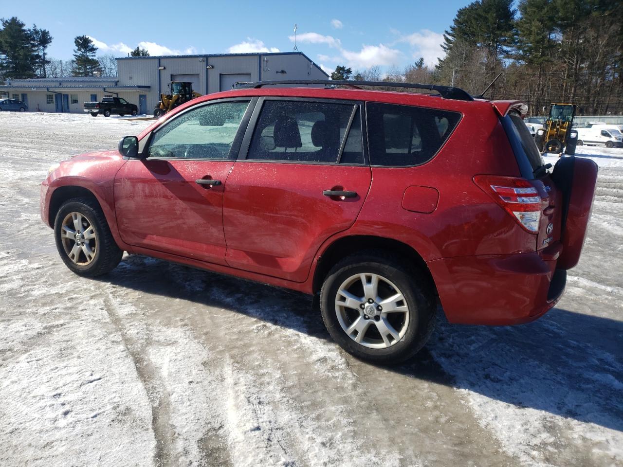 2011 TOYOTA RAV4 - Image 2