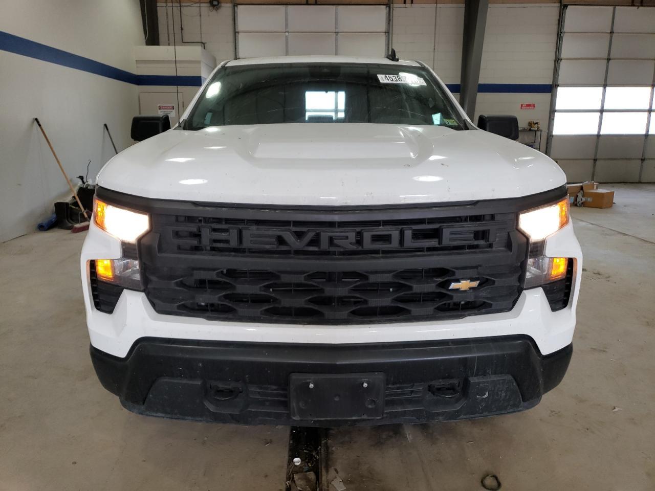 2024 CHEVROLET SILVERADO - Image 5