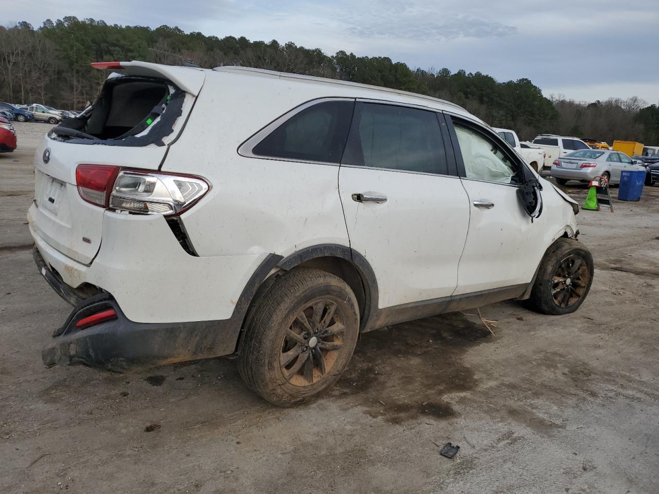 2016 KIA SORENTO LX - Image 3