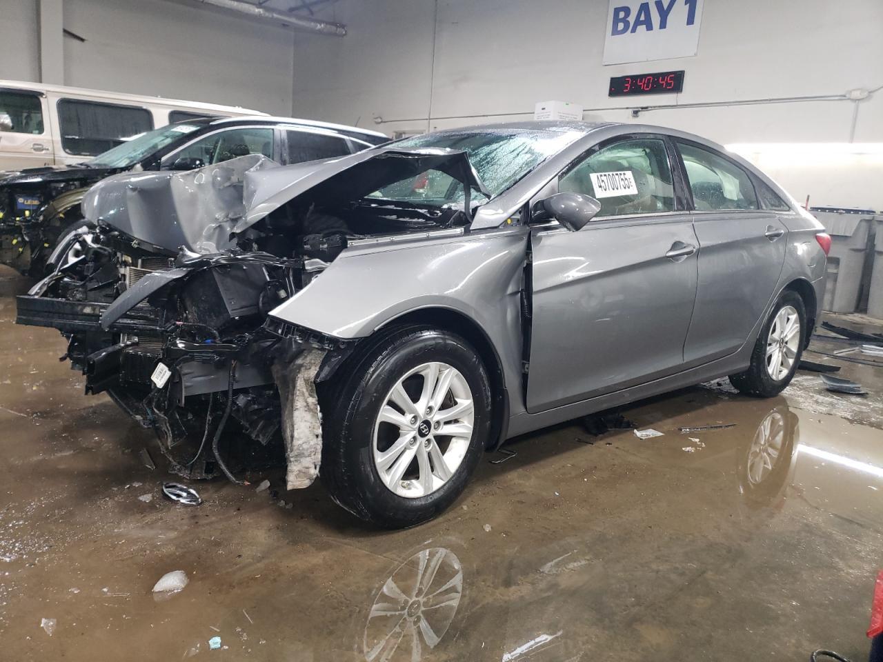 2013 HYUNDAI SONATA GLS