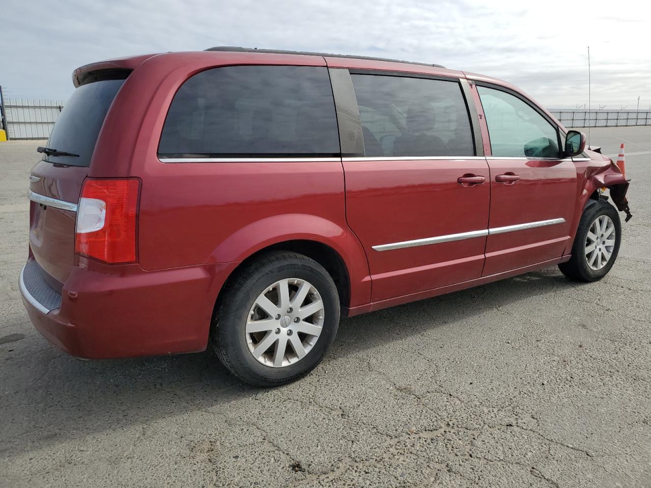 2014 CHRYSLER TOWN & COU - Фото 3