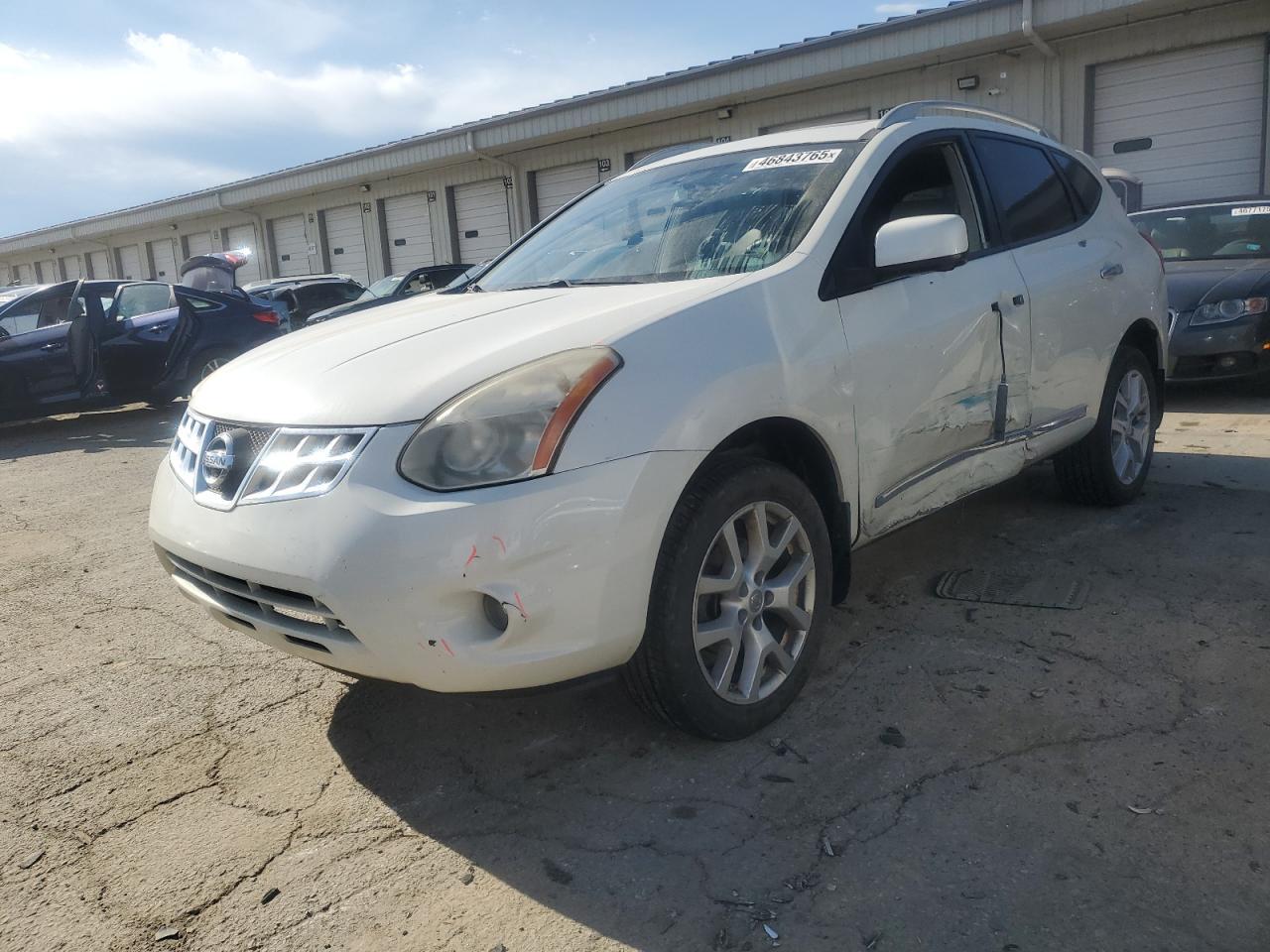 2013 NISSAN ROGUE S