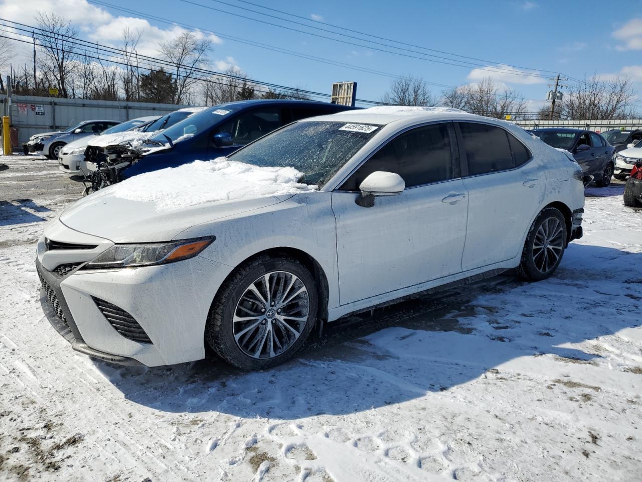 2020 TOYOTA CAMRY SE