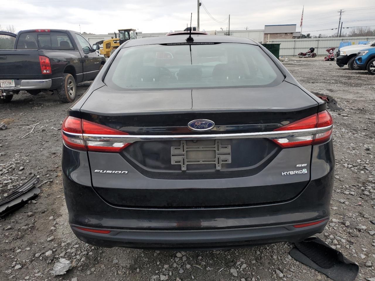 2017 FORD FUSION SE - Image 6