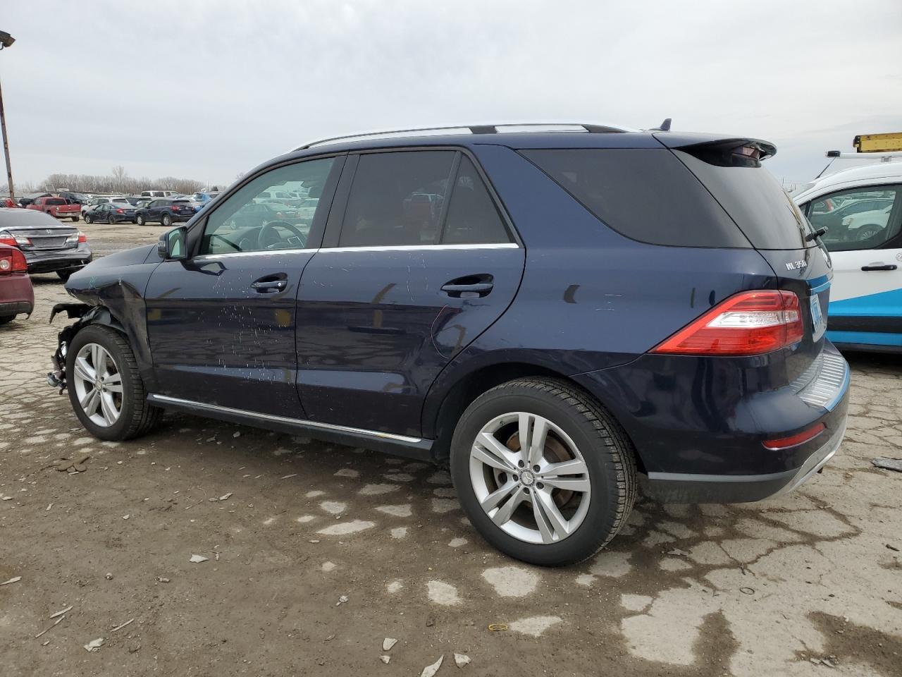 2013 MERCEDES-BENZ ML 350 4MA - Фото 2