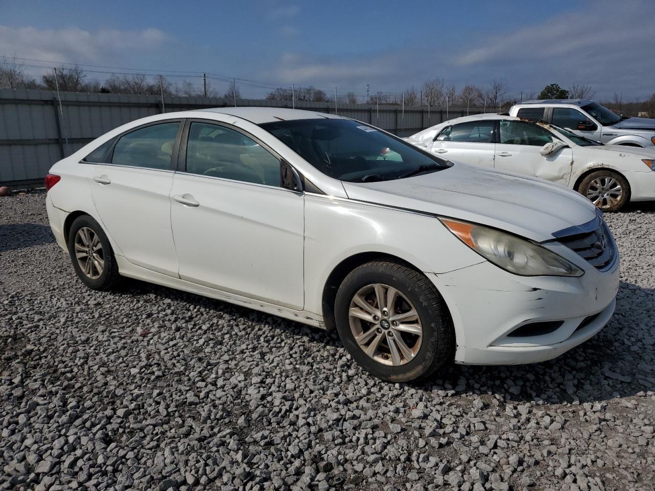 2013 HYUNDAI SONATA GLS - Фото 4