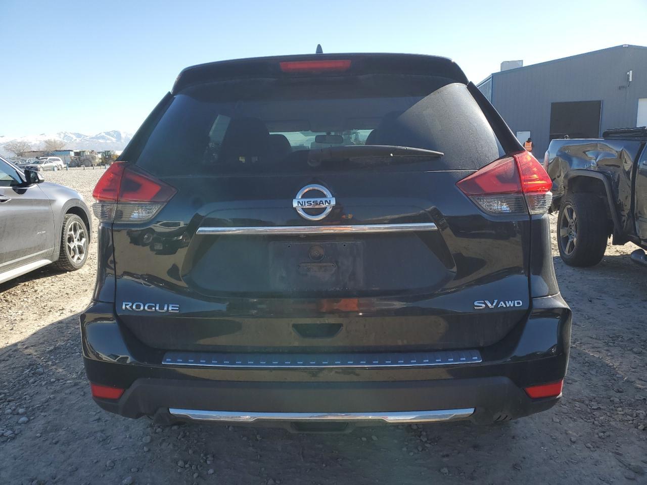 2017 NISSAN ROGUE S - Фото 6