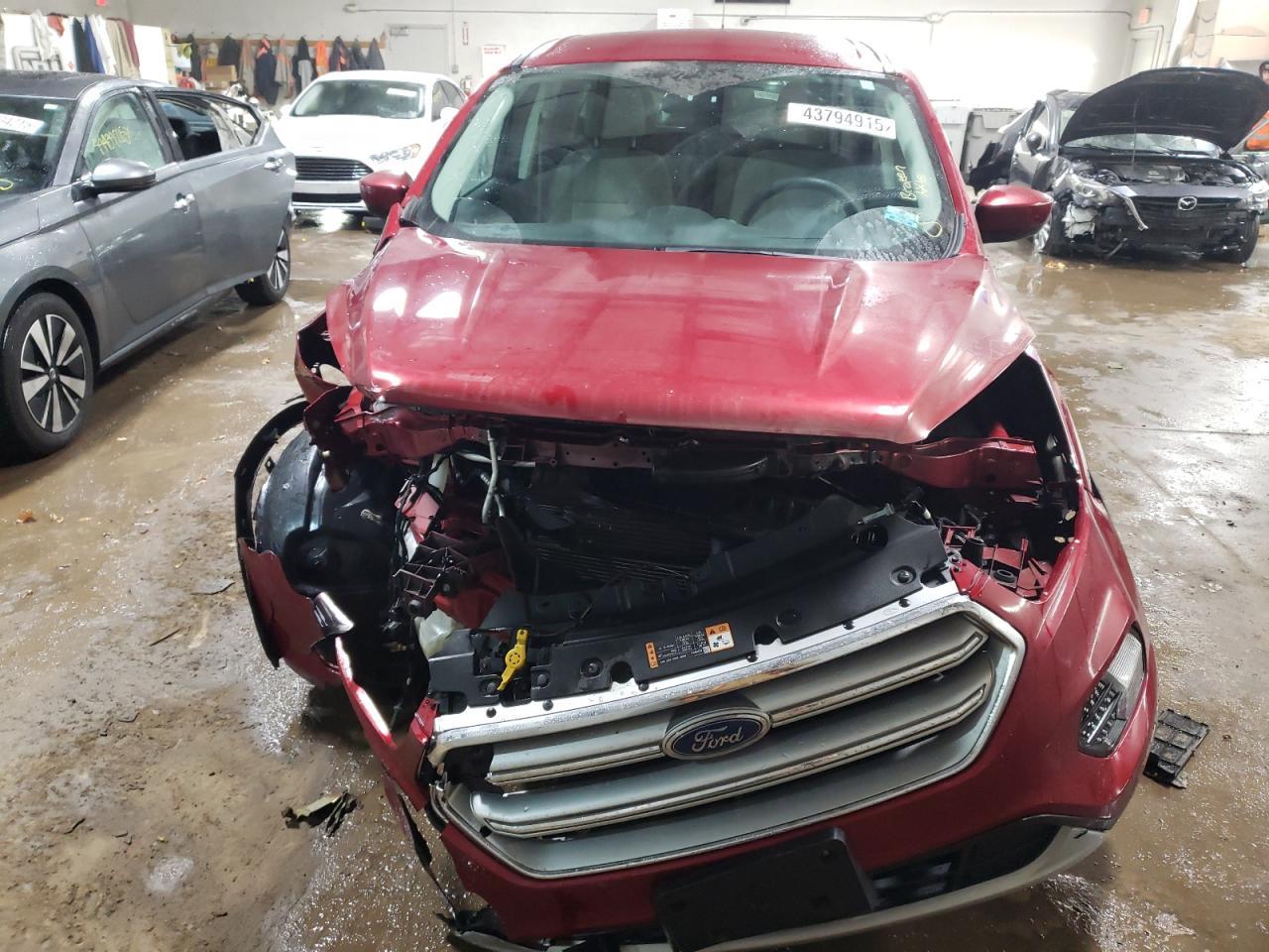 2017 FORD ESCAPE SE - Image 5