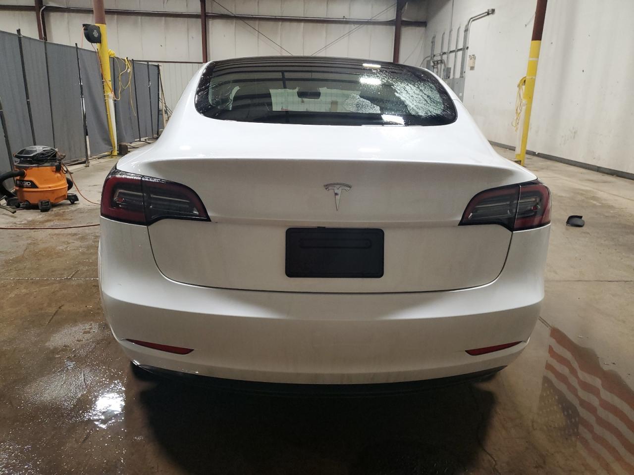 2023 TESLA MODEL 3 - Фото 6