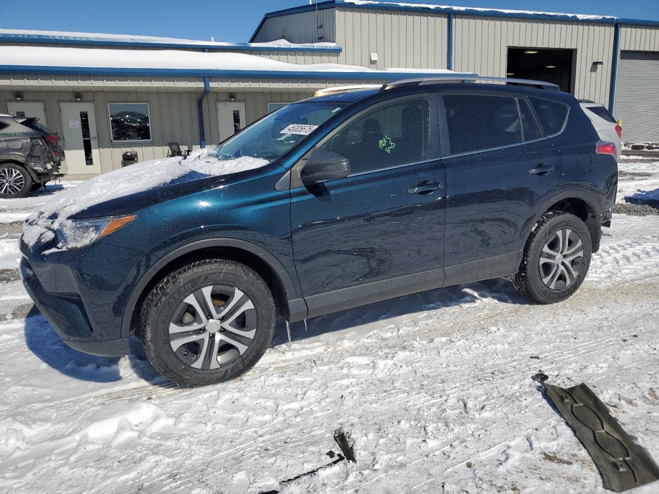 2018 TOYOTA RAV4 LE