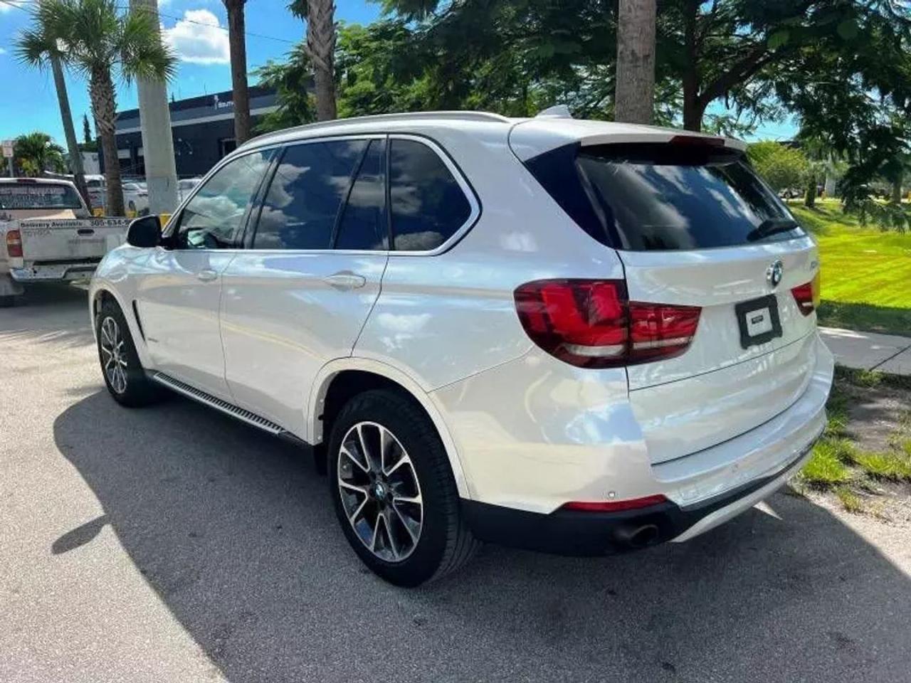 2017 BMW X5 XDRIVE3 - Image 3