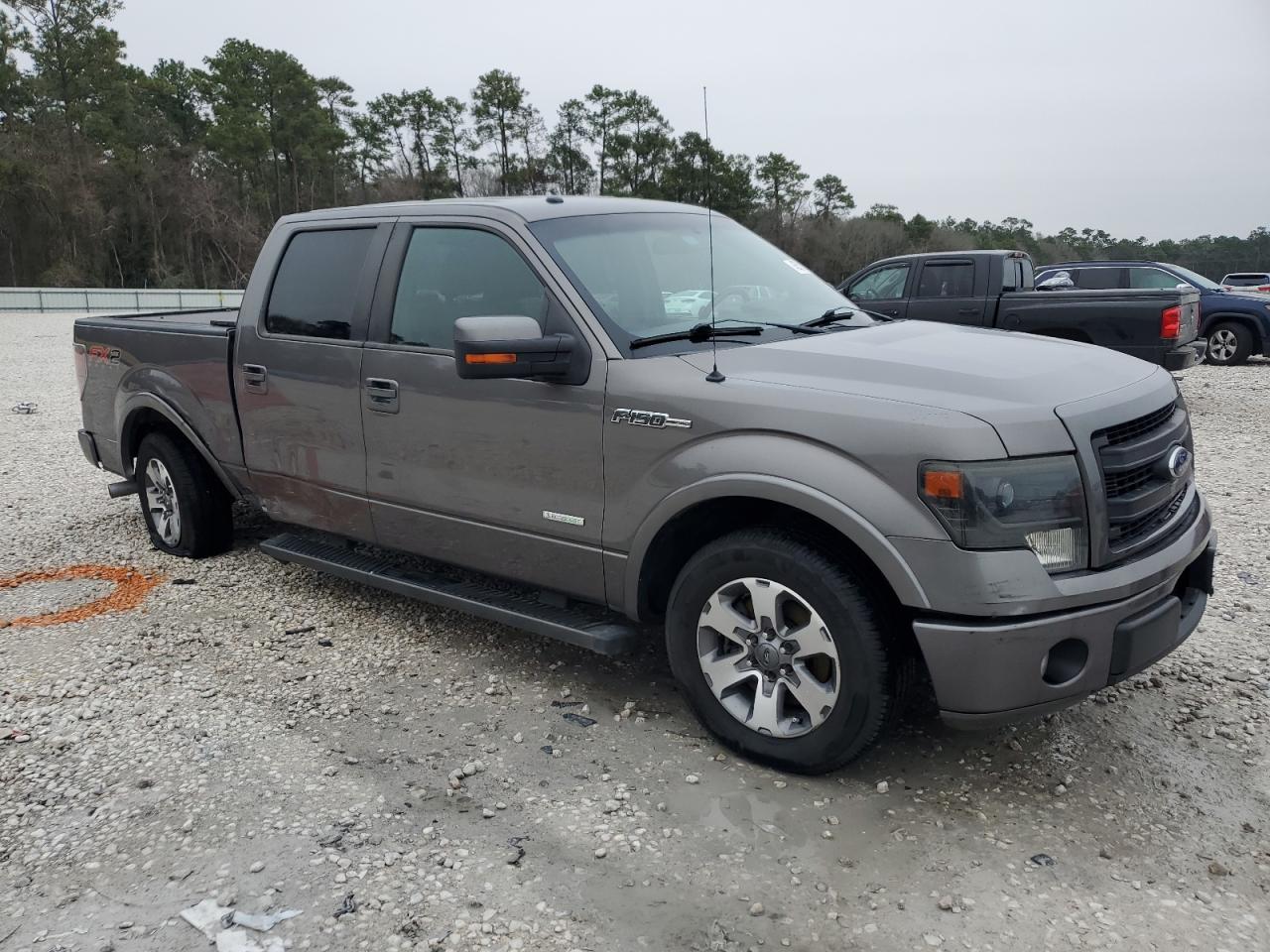 2013 FORD F150 SUPER - Фото 4