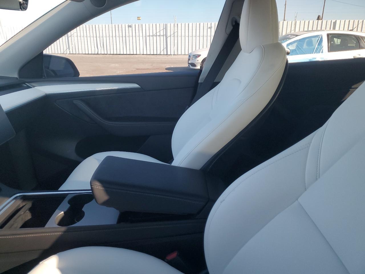 2023 TESLA MODEL Y - Фото 7