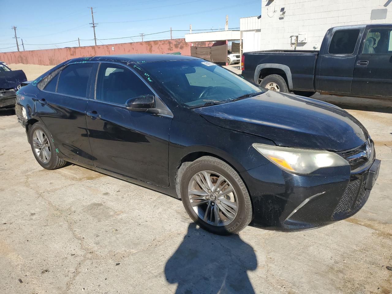 2015 TOYOTA CAMRY LE - Фото 4