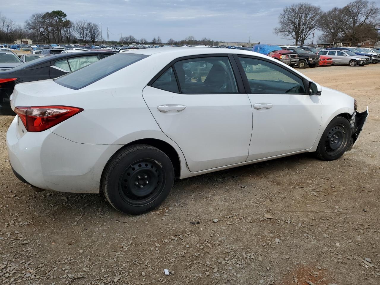 2018 TOYOTA COROLLA L - Image 3