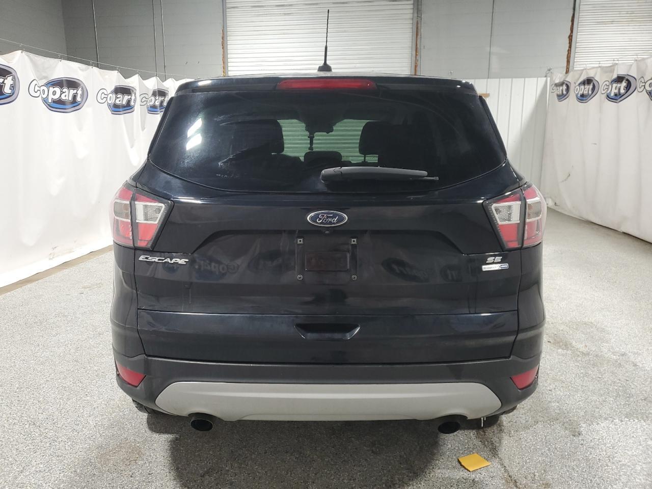 2017 FORD ESCAPE SE - Image 6