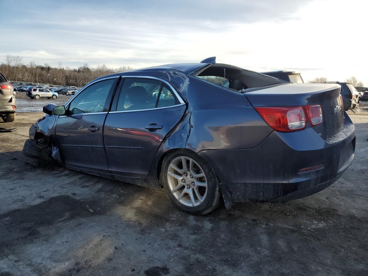 2015 CHEVROLET MALIBU 1LT - Image 2