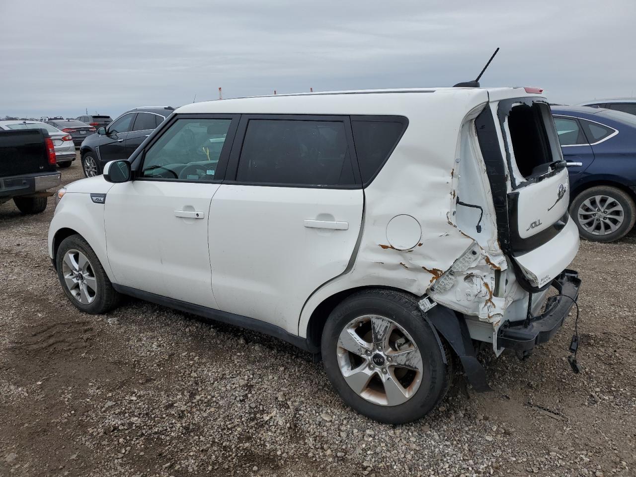 2019 KIA SOUL - Image 2