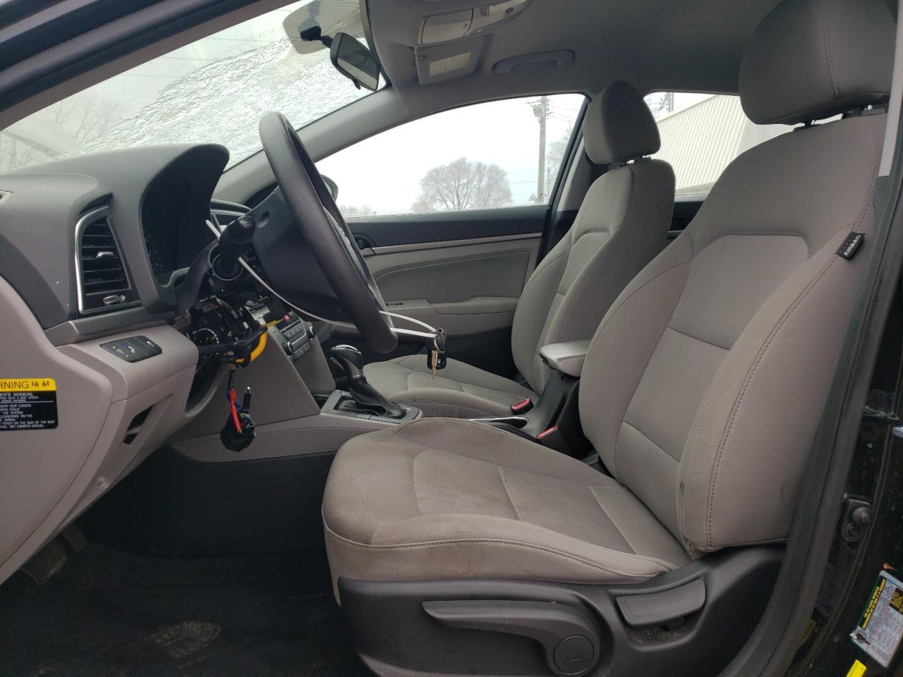 2018 HYUNDAI ELANTRA SE - Image 7