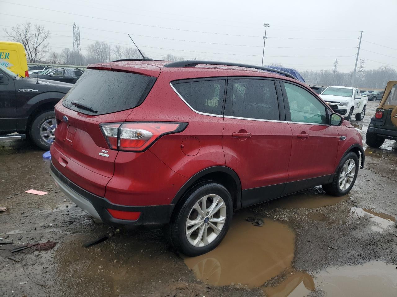 2017 FORD ESCAPE SE - Фото 3