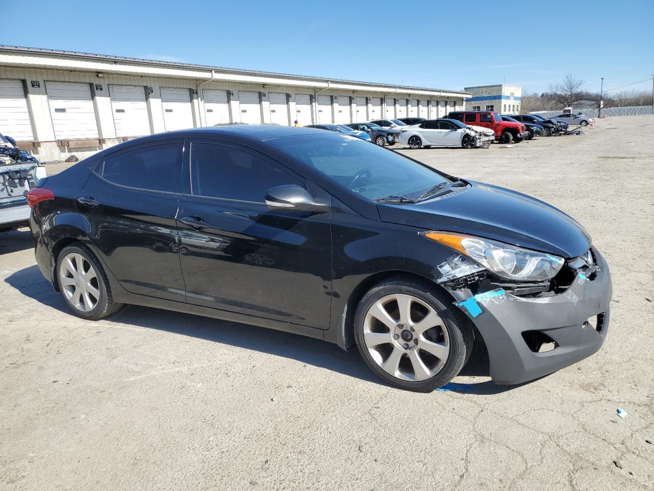 2013 HYUNDAI ELANTRA GL - Image 4