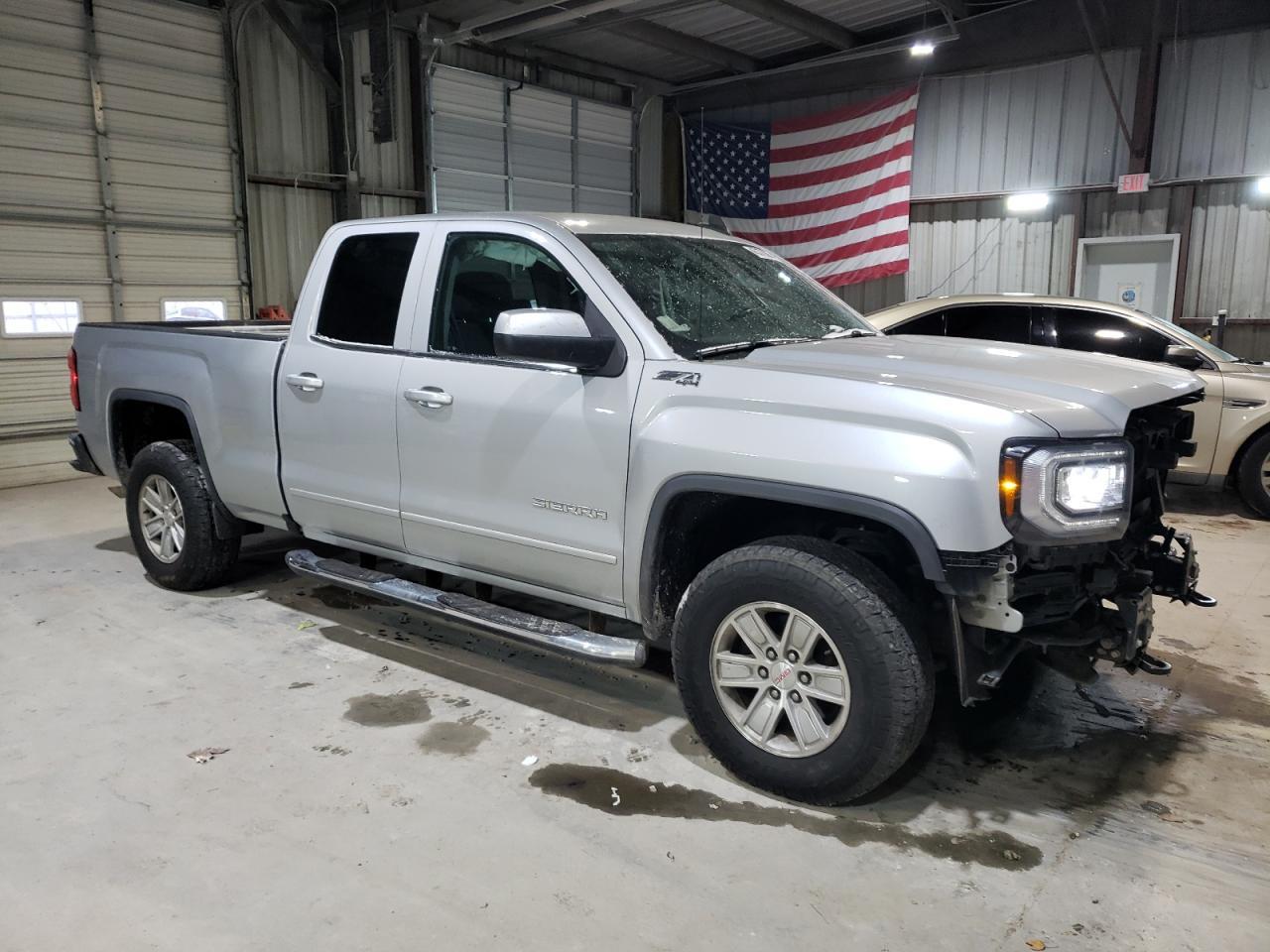 2016 GMC SIERRA K15 - Фото 4