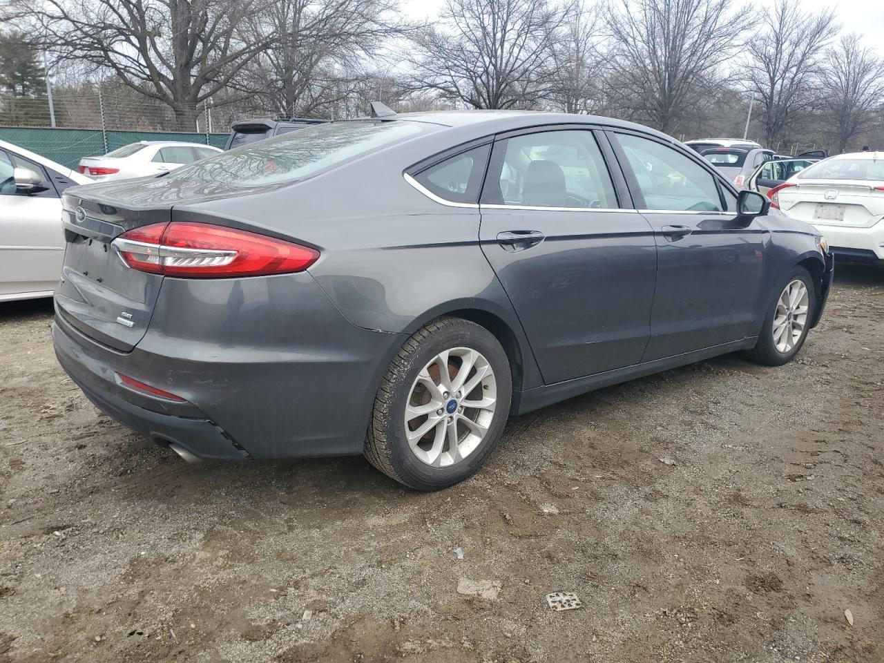2020 FORD FUSION SE - Image 3