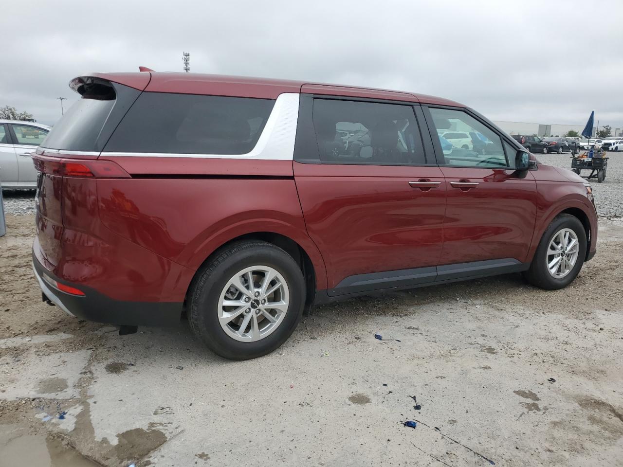 2024 KIA CARNIVAL L - Image 3