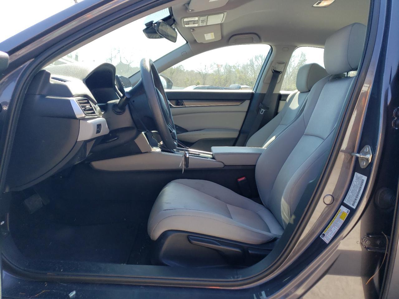 2018 HONDA ACCORD LX - Фото 7