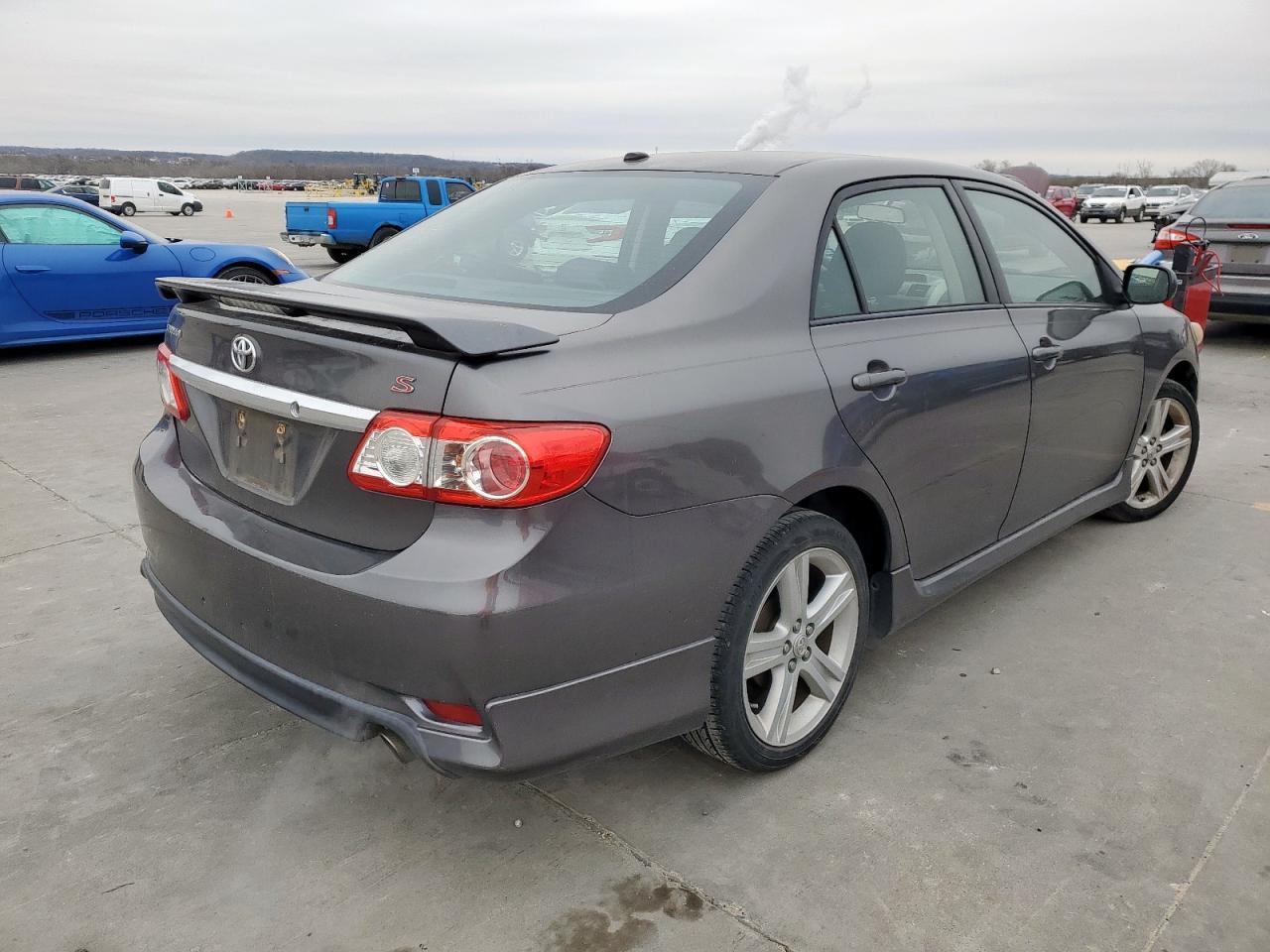 2013 TOYOTA COROLLA BA - Фото 3