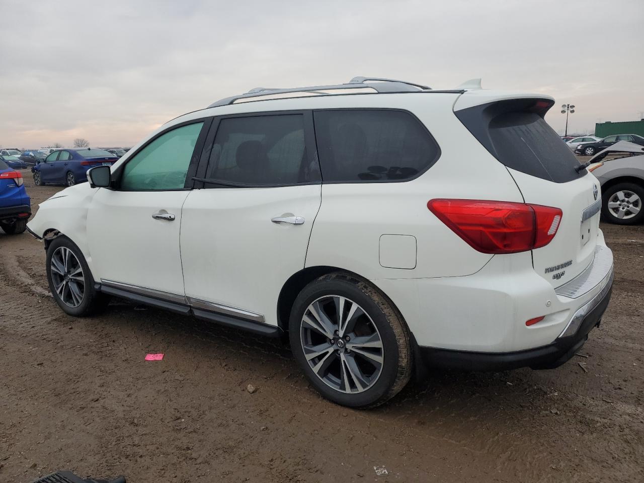 2019 NISSAN PATHFINDER - Image 2