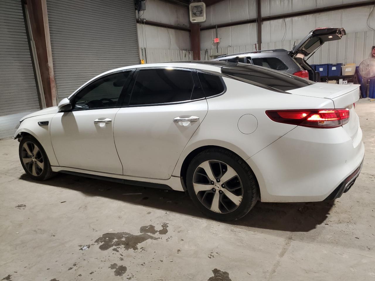 2016 KIA OPTIMA SX - Image 2
