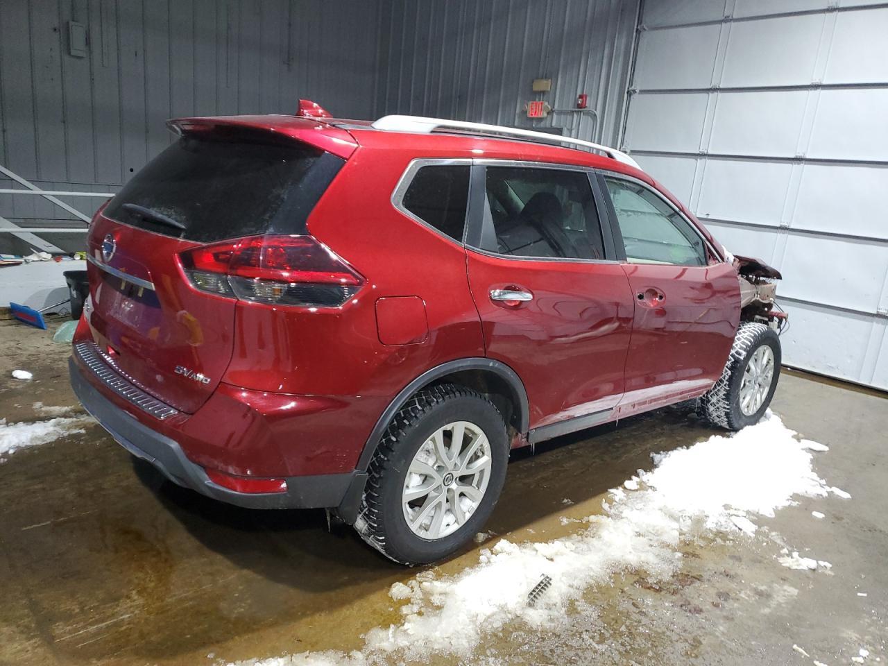 2018 NISSAN ROGUE S - Фото 3