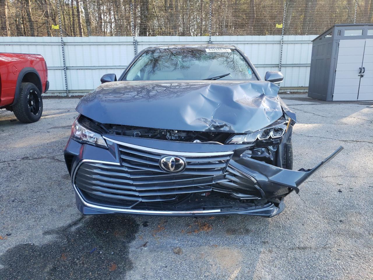 2022 TOYOTA AVALON XLE - Image 5
