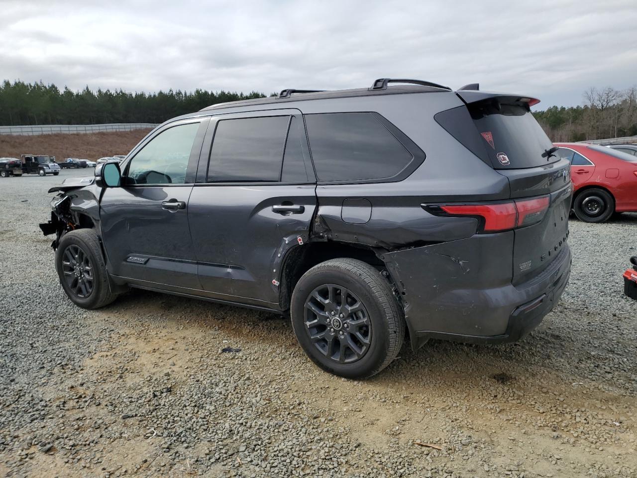 2023 TOYOTA SEQUOIA SR - Фото 2