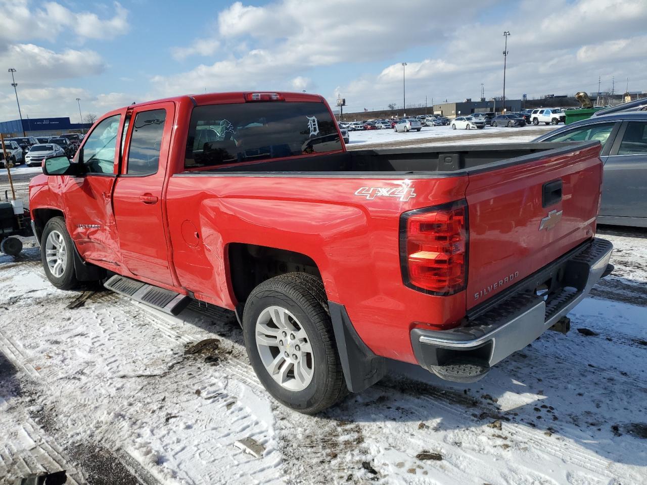 2016 CHEVROLET SILVERADO - Фото 2