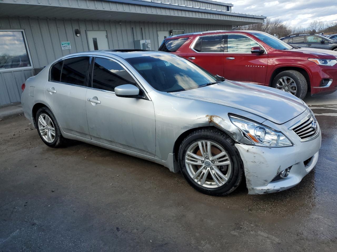 2012 INFINITI G37 - Image 4