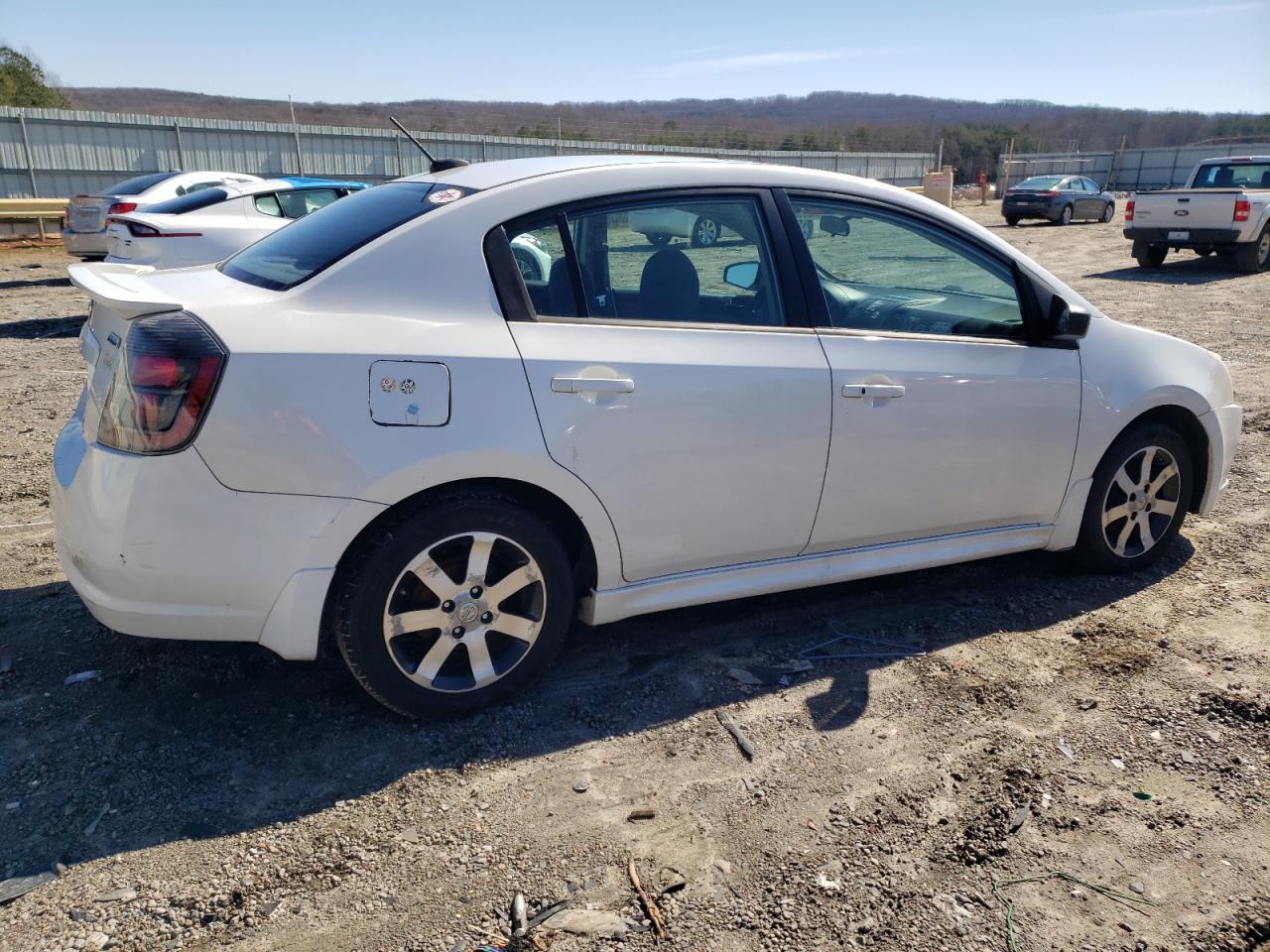 2012 NISSAN SENTRA 2.0 - Фото 3